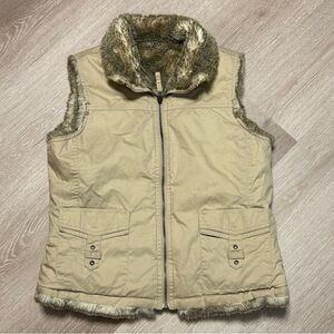 Old Navy Women's Tan Faux Fur Reversible Vest
